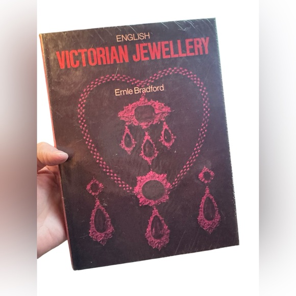 BOOK Other - English Victorian Jewelry Hard cover reference book OOP 1959 Vintage